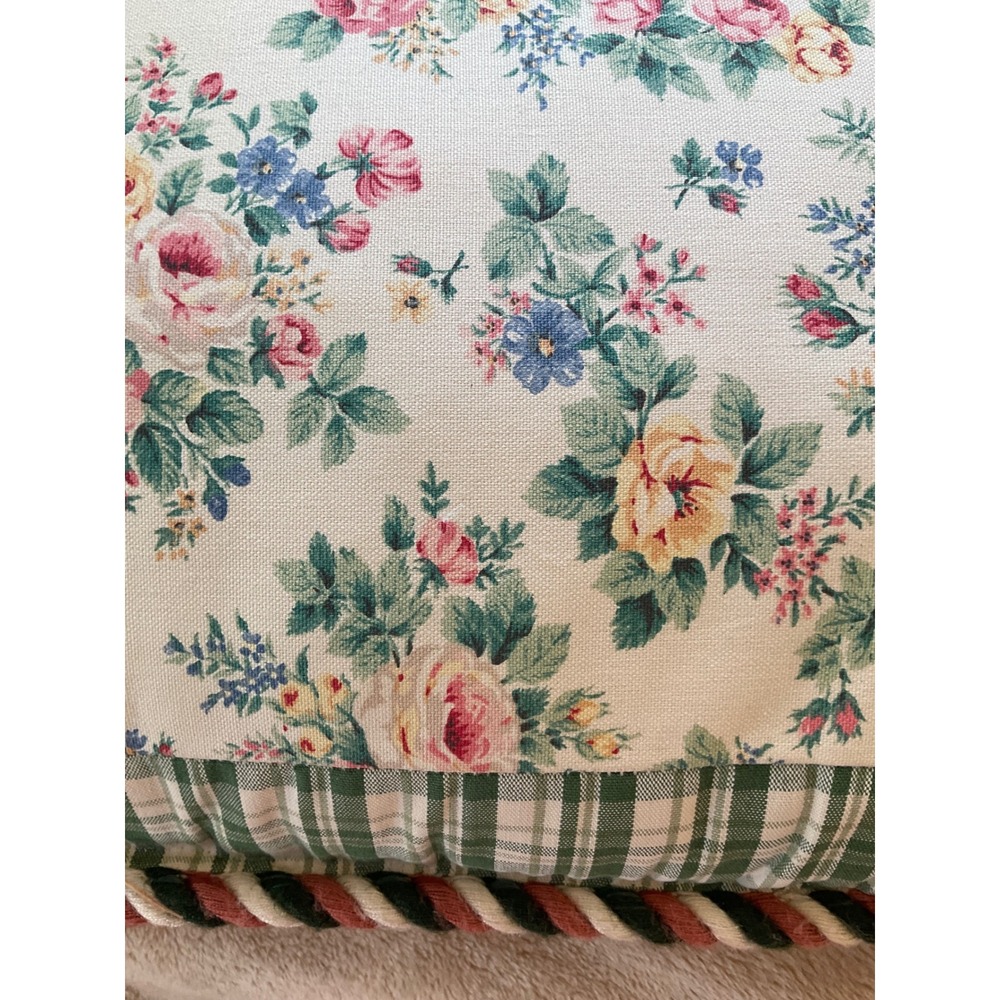 Vintage Floral Plaid Decorative Throw Pillow Pom Pom Trim Rope Edge Green Pink - Picture 5 of 11